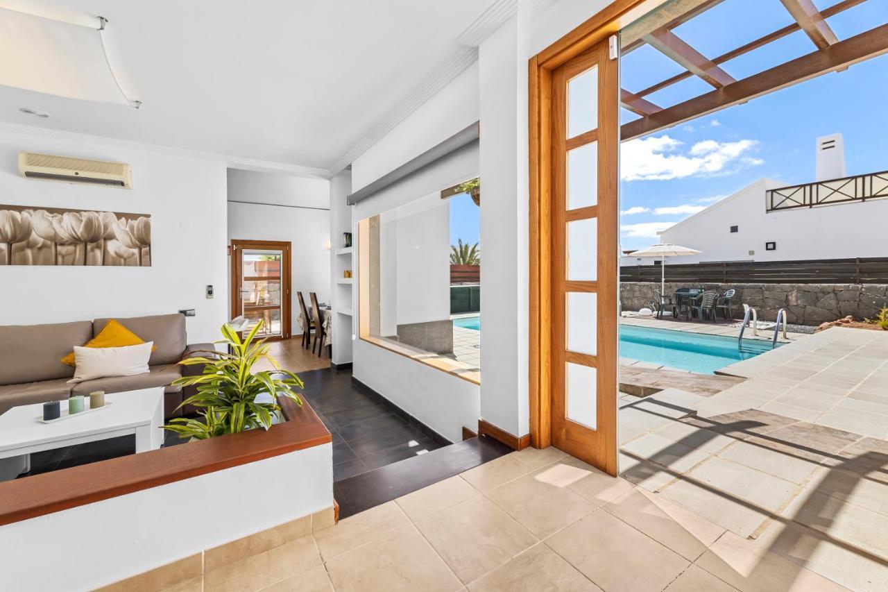Siesta Suites Lanzarote Яйса Экстерьер фото